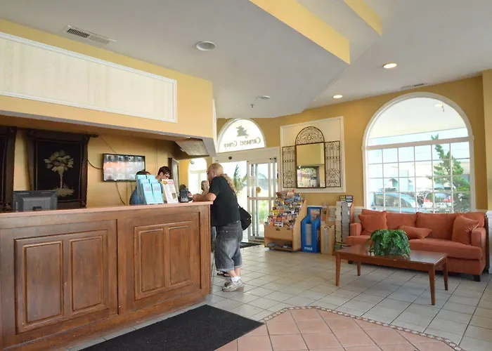 Hotel Tidelands Caribbean Boardwalk And 3*